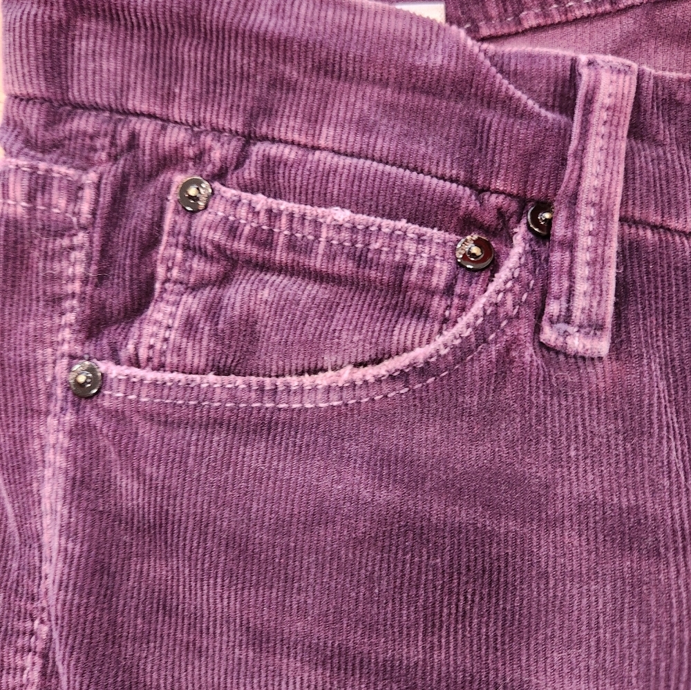 MOTHER Skinny Corduroy Pants in Plum - Picture 5 of 15